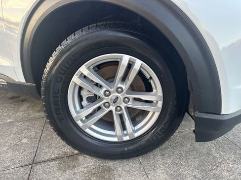 Used 2021 Ford Explorer XLT w/ Equipment Group 202A image 30