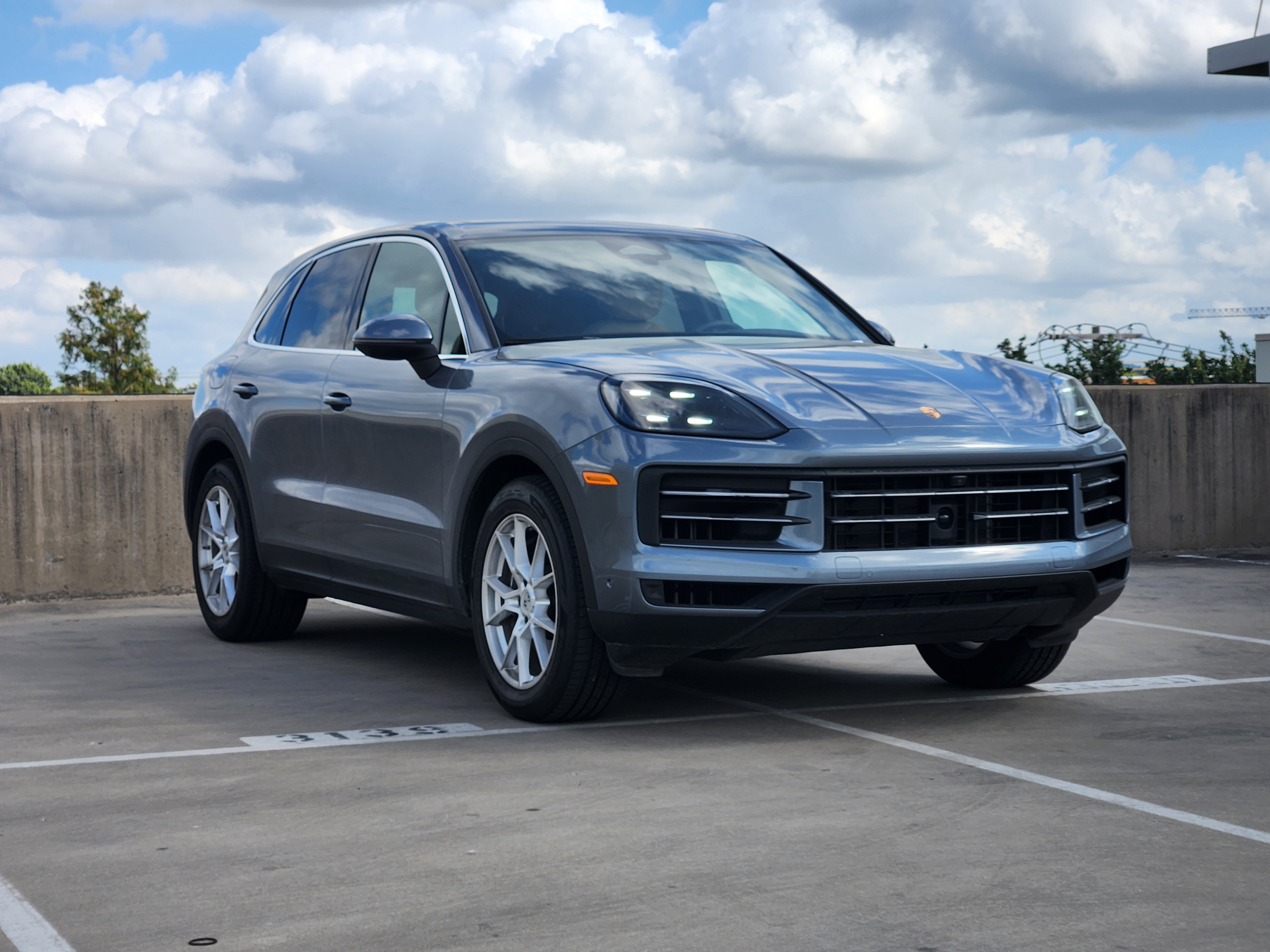 Certified 2026 Porsche Cayenne AWD/4WD image 10