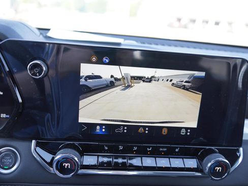 New 2025 Chevrolet Colorado LT w/ LT Convenience Package image 15