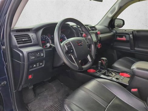 Used 2018 Toyota 4Runner TRD Off-Road image 11