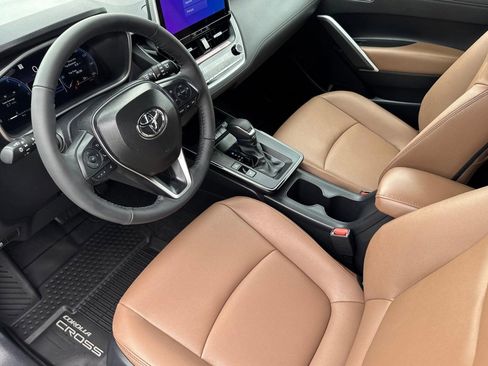 New 2026 Toyota Corolla Cross XLE AWD/4WD image 4