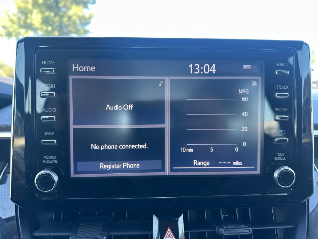 Used 2020 Toyota Corolla LE FWD image 16