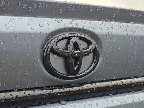 Certified 2024 Toyota Corolla SE image 17