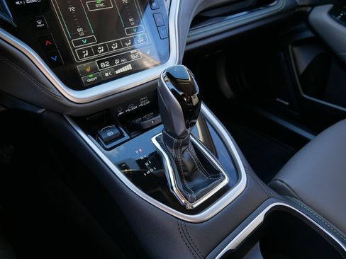 Certified 2025 Subaru Outback Onyx Edition image 24