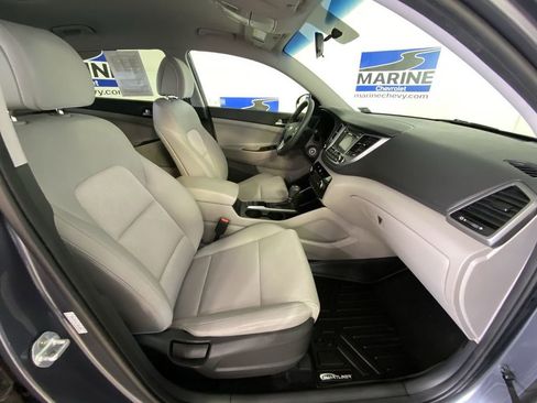 Used 2018 Hyundai Tucson SE AWD/4WD image 30