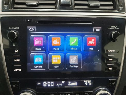 Used 2018 Subaru Outback 2.5i Limited image 24