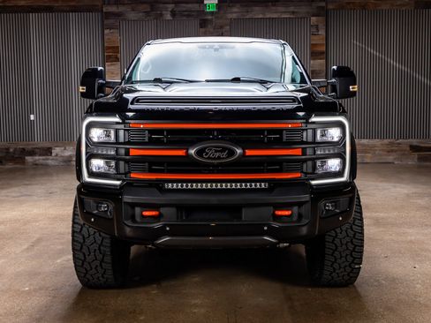 Used 2023 Ford F250 Lariat w/ Lariat Ultimate Package AWD/4WD image 2