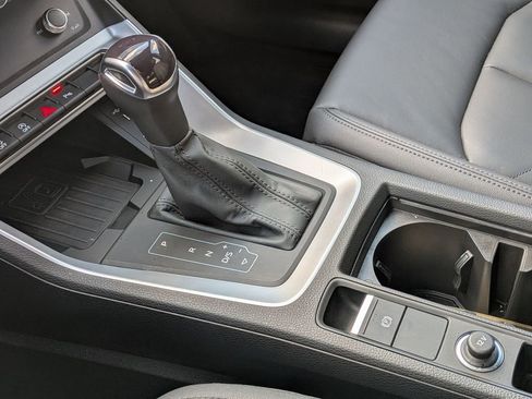 Used 2025 Audi Q3 2.0T Premium w/ Convenience Package image 20