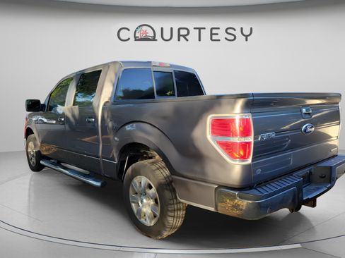 Used 2011 Ford F150 XLT w/ XLT Chrome Pkg RWD image 7