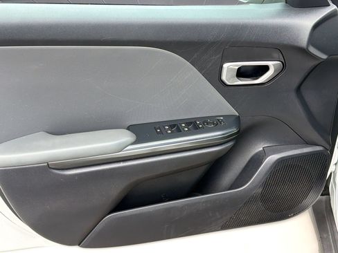 Used 2025 Kia K4 FWD image 14