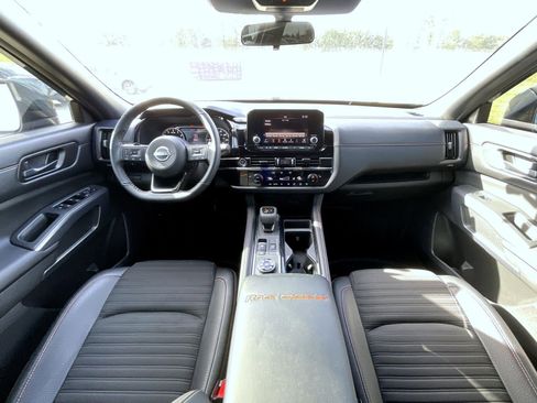 Used 2024 Nissan Pathfinder Rock Creek image 15