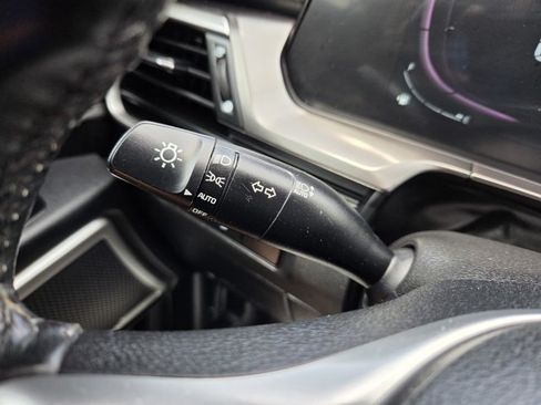 Used 2023 Kia Telluride S AWD/4WD image 21