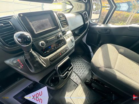 Used 2023 RAM ProMaster 2500 image 26