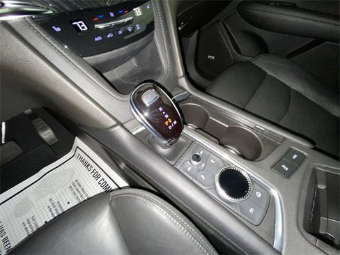 Used 2021 Cadillac XT6 Premium Luxury image 20