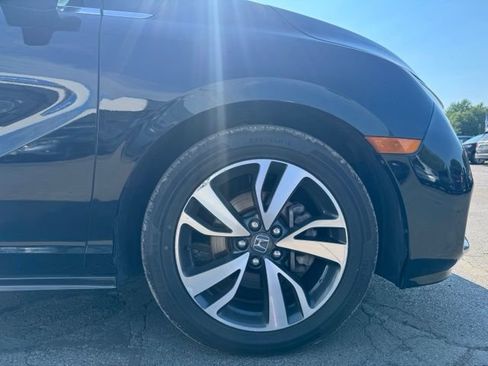 Used 2024 Honda Odyssey Touring image 9