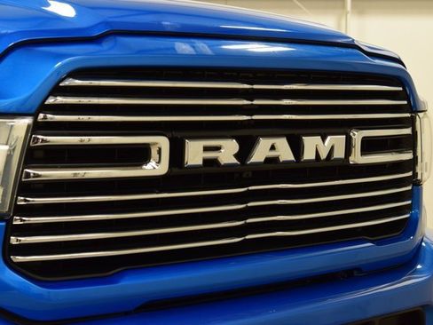Used 2020 RAM 2500 Laramie image 9
