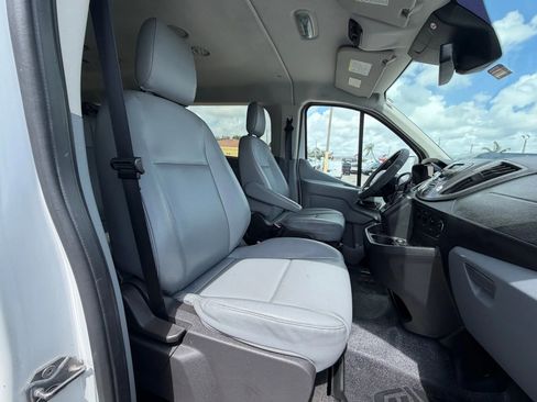 Used 2016 Ford Transit 350 XL image 18