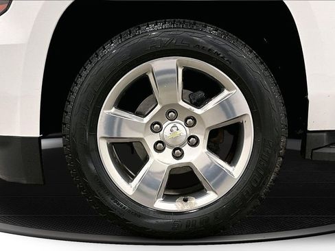 Used 2017 Chevrolet Tahoe LS w/ All-Season Package AWD/4WD image 33