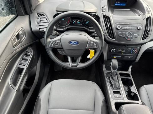 Used 2019 Ford Escape S image 15