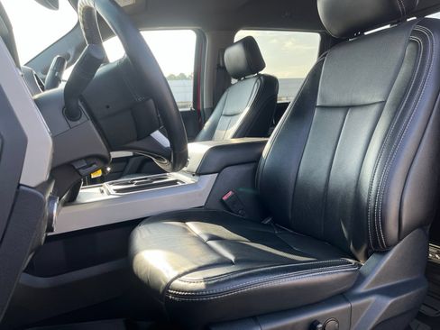 Used 2021 Ford F250 Lariat w/ Lariat Value Package AWD/4WD image 8