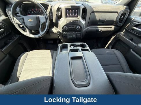 Used 2024 Chevrolet Silverado 2500 Custom w/ Custom Value Package AWD/4WD image 22
