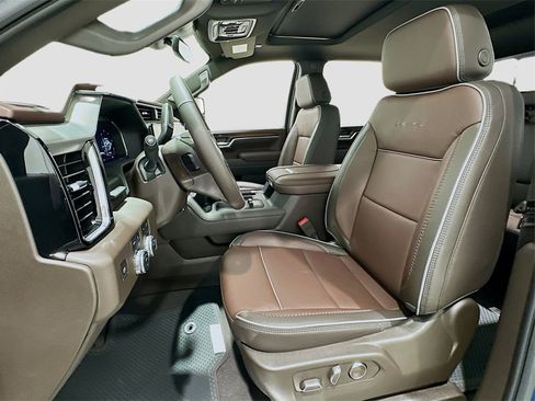 New 2025 GMC Sierra 2500 Denali w/ Denali Reserve Package image 25