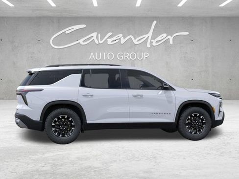 New 2026 Chevrolet Traverse Z71 w/ Driver Confidence Package AWD/4WD image 5