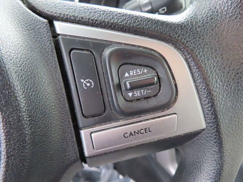 Used 2017 Subaru Forester 2.5i image 19