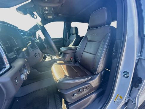 Used 2023 GMC Sierra 1500 Denali w/ Denali Reserve Package RWD image 23
