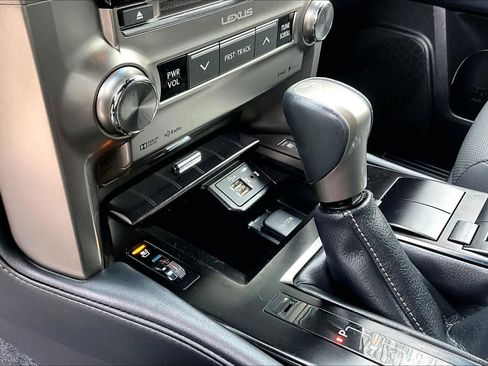 Used 2020 Lexus GX 460 Premium w/ Premium Package AWD/4WD image 35