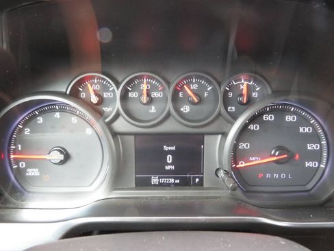 Used 2020 Chevrolet Silverado 2500 Custom w/ Gooseneck/5TH Wheel Package AWD/4WD image 18