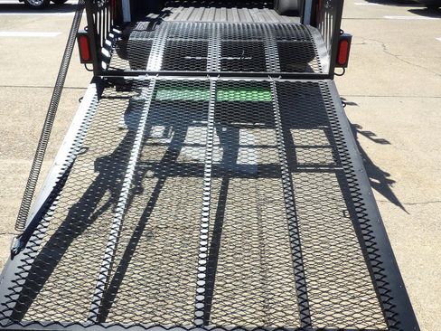 Used 2024 Ford F150 XL RWD image 13