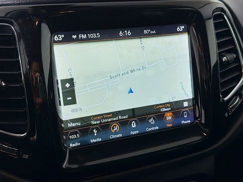 Used 2018 Jeep Compass Limited w/ Navigation Group image 17