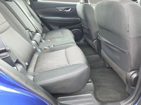 Used 2018 Nissan Rogue S AWD/4WD image 13