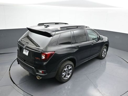Certified 2022 Honda Passport TrailSport image 38