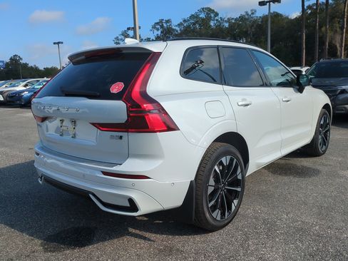 New 2026 Volvo XC60 B5 Plus w/ Protection Package Premier image 4