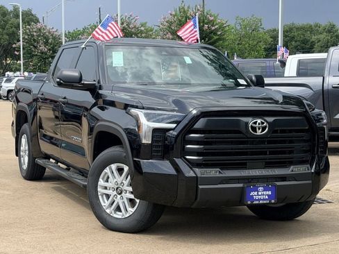 New 2026 Toyota Tundra SR5 RWD image 2