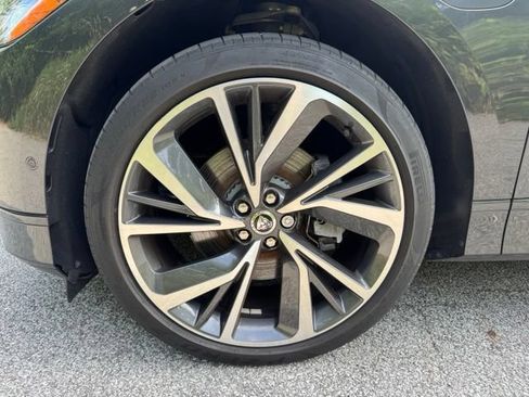 Used 2024 Jaguar I-PACE R-Dynamic HSE AWD/4WD image 2