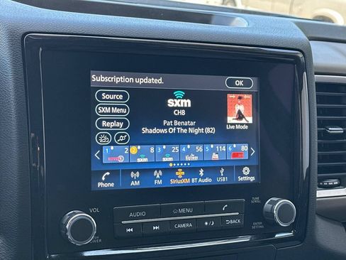 Used 2022 Nissan Frontier SV w/ Technology Package RWD image 17