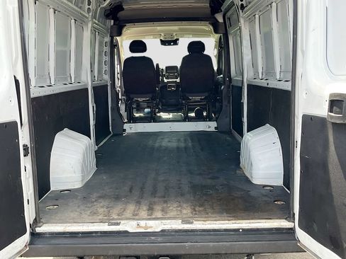 Used 2024 RAM ProMaster 3500 w/ Convenience Group FWD image 25