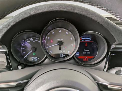 Certified 2025 Porsche Macan S image 16