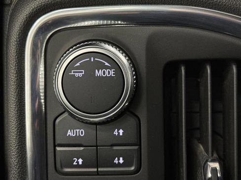 Used 2023 GMC Sierra 2500 AT4 w/ AT4 Preferred Package image 24