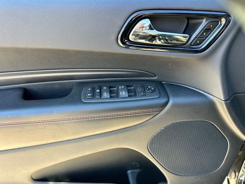 Used 2025 Dodge Durango GT image 18