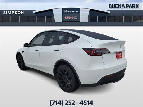 Used 2023 Tesla Model Y Long Range image 6