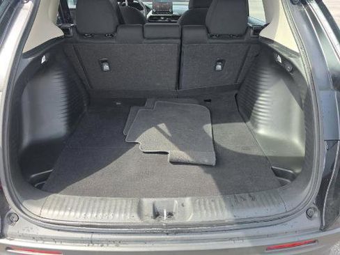 Used 2023 Honda HR-V LX image 6