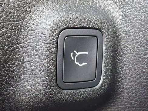 Used 2022 Jeep Compass Latitude w/ Convenience Group image 28