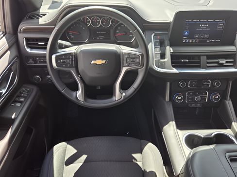 Certified 2023 Chevrolet Suburban LS RWD image 11