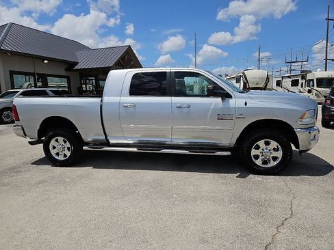 Used 2015 RAM 2500 Lone Star AWD/4WD image 9