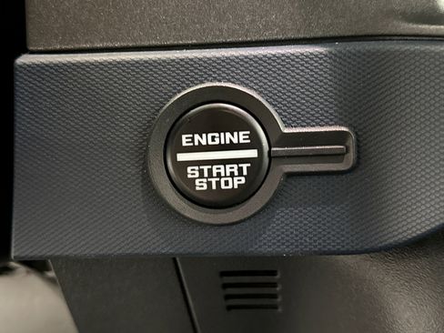 Used 2023 Ford Bronco Raptor image 22