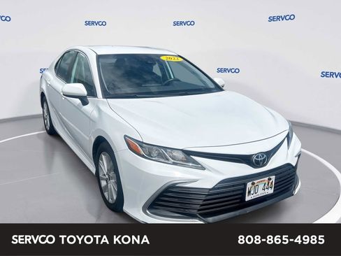 Used 2022 Toyota Camry LE FWD image 1